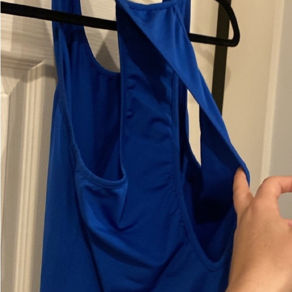 Women's Blue Sleeveless Tank - Picture 5 of 6